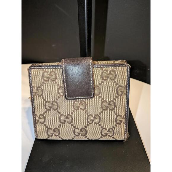 GUCCI Guccioli Brando Chihuahua GG Logo Supreme Canvas Leather Bifold Wallet - Picture 2 of 7
